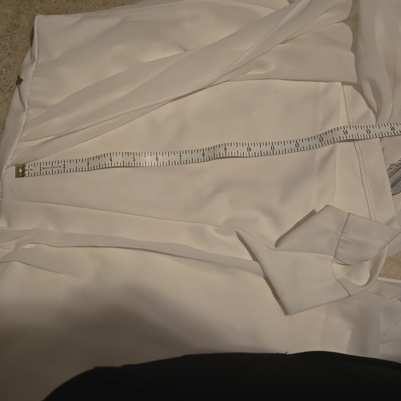 Premier Amour White Dress Short Sleeve - Picture 10 of 10